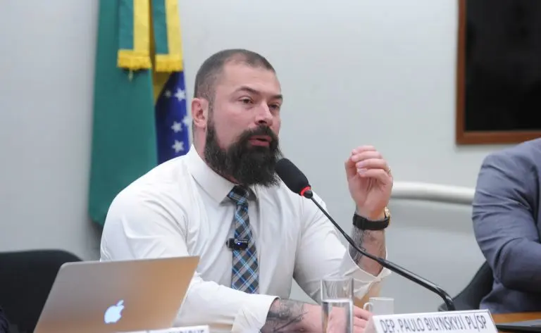 Comissão aprova projeto que facilita a obtenção de posse e porte de arma de fogo